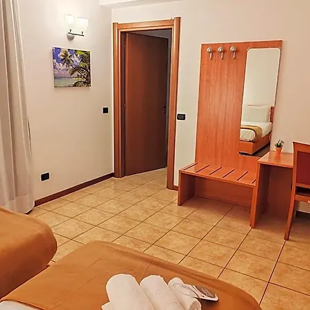 Niji Hotel&restaurant Hotel 3*