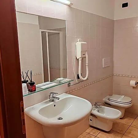Niji Hotel&restaurant Hotel 3*